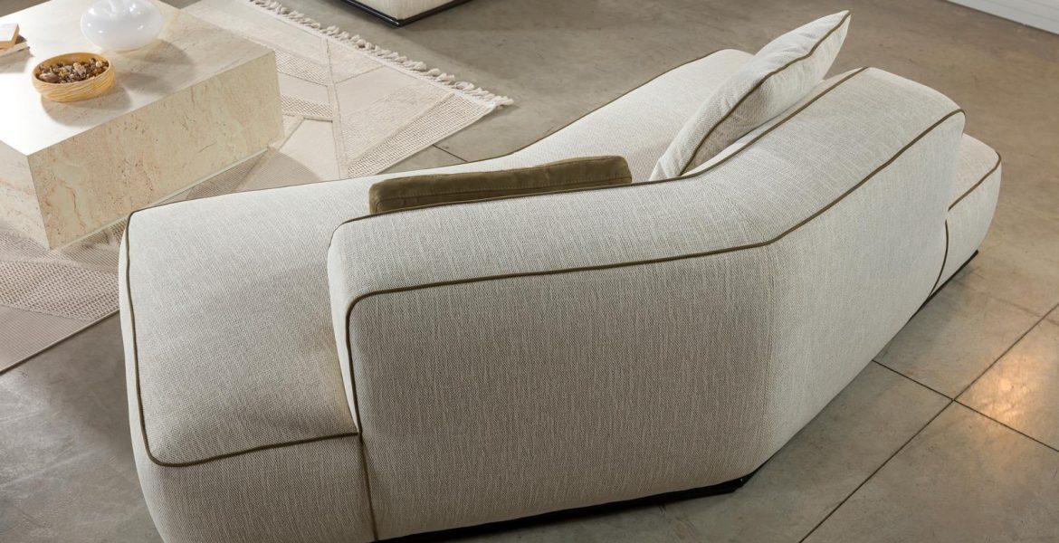 Minimalist sofa from Flat collection.