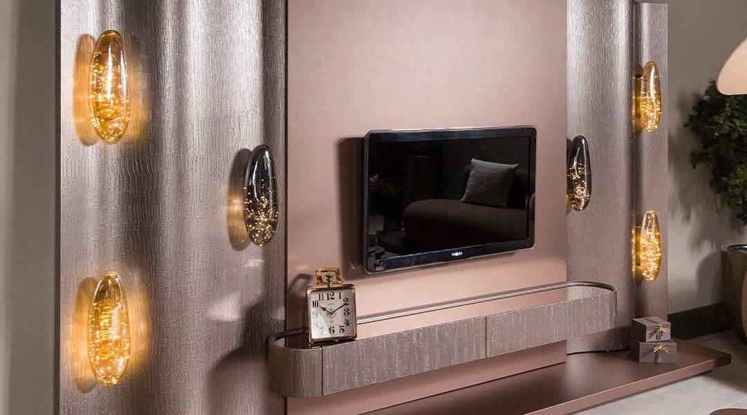 Platinum Dining Room Furniture featuring bronze legs.